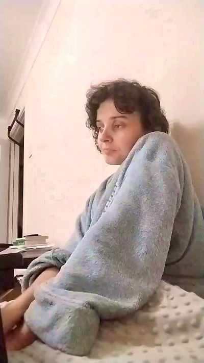 Allie095201 live cam on Cam4