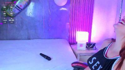 AllisonDouce live cam on Cam4