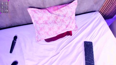 AllisonDouce live cam on Cam4