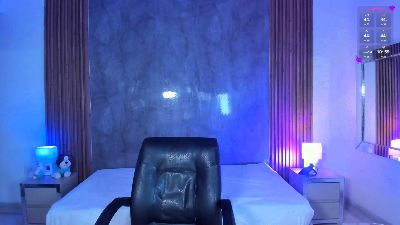 AllisonDouce live cam on Cam4