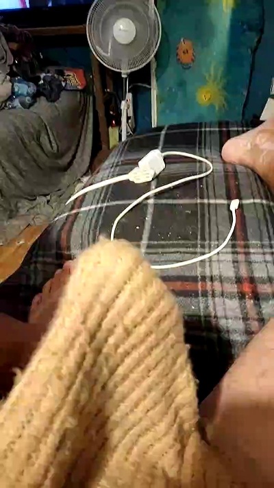 Alln2it19688 live cam on Cam4