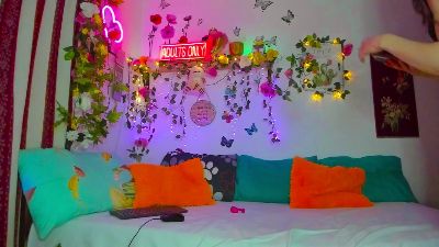 Ally_Green live cam on Cam4