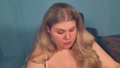 Ally_baby live cam on Cam4
