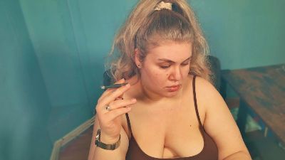 Ally_baby live cam on Cam4