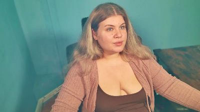 Ally_baby live cam on Cam4