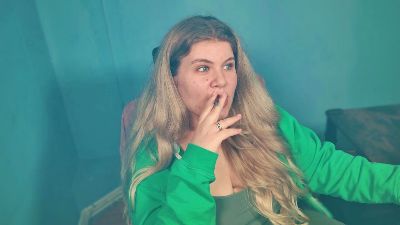 Ally_baby live cam on Cam4