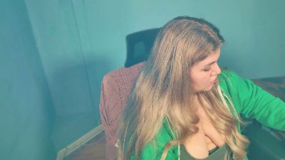 Ally_baby live cam on Cam4