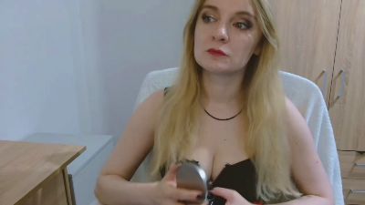 AlmaDesire live cam on Cam4