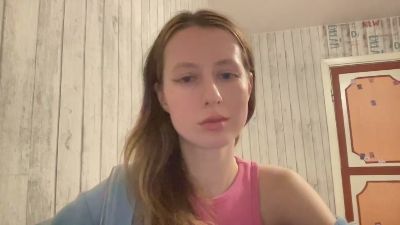 AlmaHesson live cam on Cam4