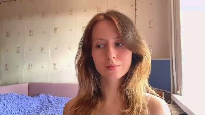 AlmaHesson live cam on Cam4