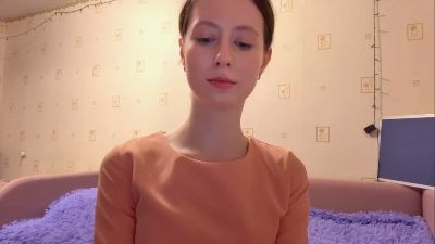 AlmaHesson live cam on Cam4