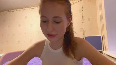 AlmaHesson live cam on Cam4
