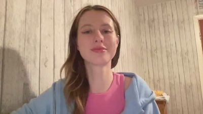 AlmaHesson live cam on Cam4