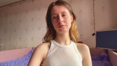 AlmaHesson live cam on Cam4