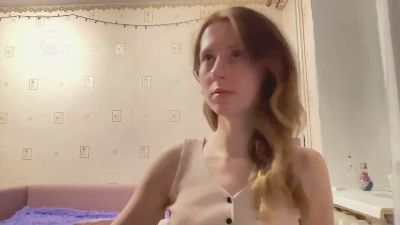 AlmaHesson live cam on Cam4