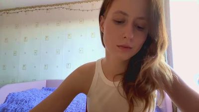 AlmaHesson live cam on Cam4