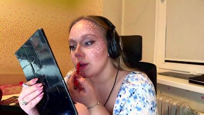 AlmaMarsac live cam on Cam4