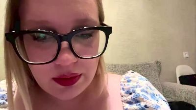 AlmaMarsac live cam on Cam4