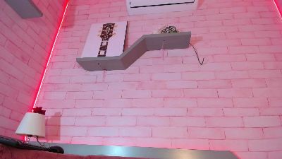 Alma_rivers live cam on Cam4