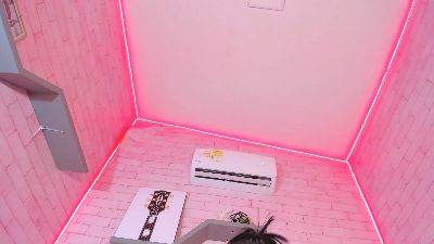 Alma_rivers live cam on Cam4