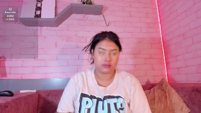 Alma_rivers live cam on Cam4
