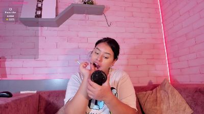 Alma_rivers live cam on Cam4