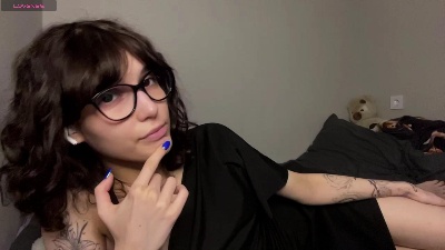 AlodiaGoodrich live cam on Cam4
