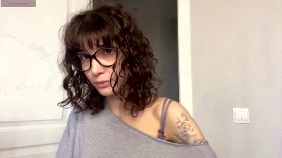 AlodiaGoodrich live cam on Cam4