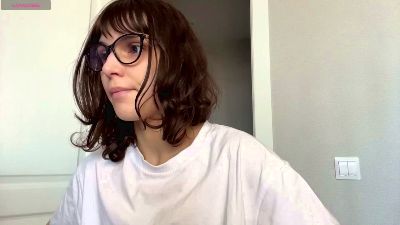 AlodiaGoodrich live cam on Cam4
