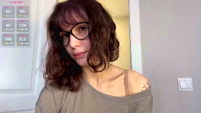 AlodiaGoodrich live cam on Cam4
