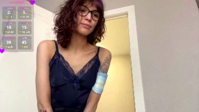 AlodiaGoodrich live cam on Cam4