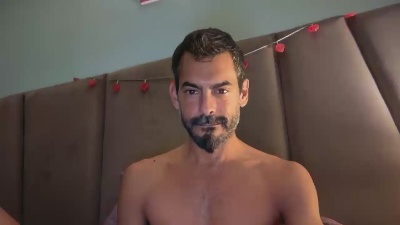 Aloja85 live cam on Cam4
