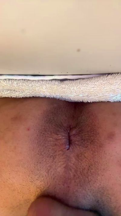 Aloja85 live cam on Cam4