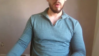 AlphaBoss live cam on Cam4