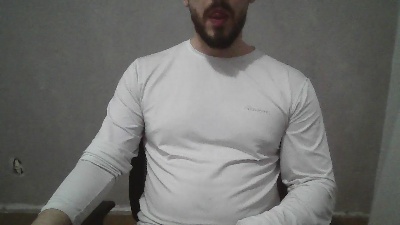 AlphaBoss live cam on Cam4