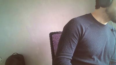 AlphaBoss live cam on Cam4