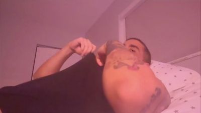 Alpha_Papi live cam on Cam4
