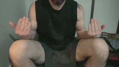 Alphajosh live cam on Cam4
