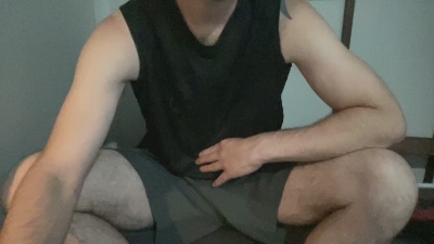 Alphajosh live cam on Cam4