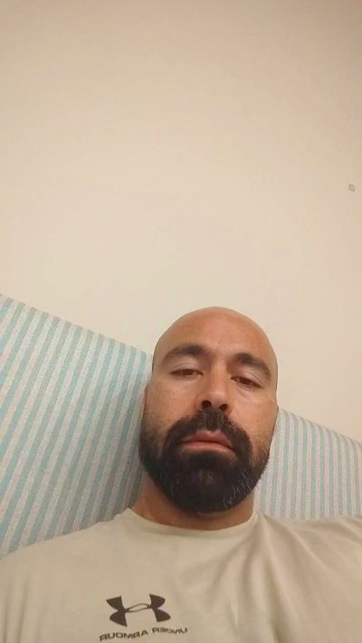 Alphamalefred webcam