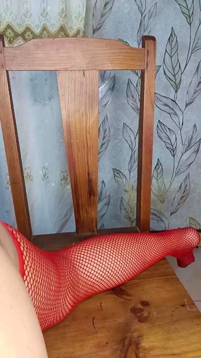 Alyah live cam on Cam4