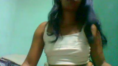 Alyahkelly live cam on Cam4