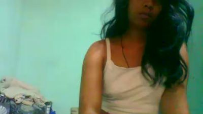 Alyahkelly live cam on Cam4