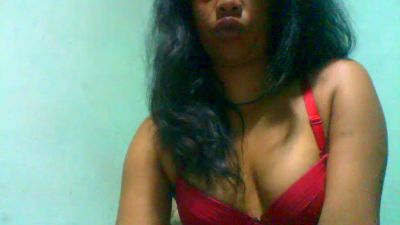 Alyahkelly live cam on Cam4