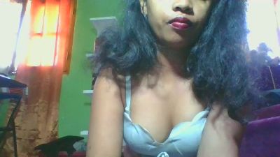 Alyahkelly live cam on Cam4