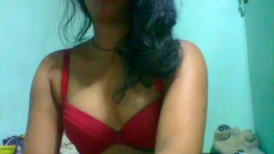 Alyahkelly live cam on Cam4