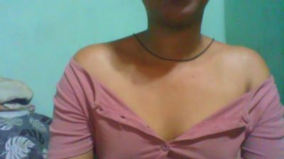 Alyahkelly live cam on Cam4