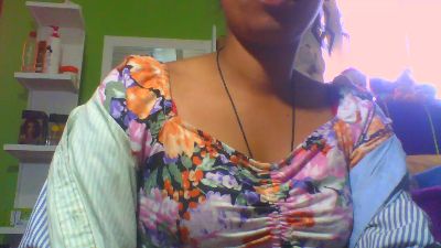Alyahkelly live cam on Cam4