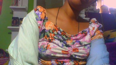 Alyahkelly live cam on Cam4