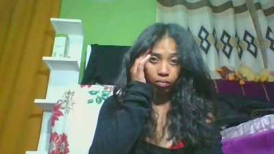 Alyahkelly live cam on Cam4